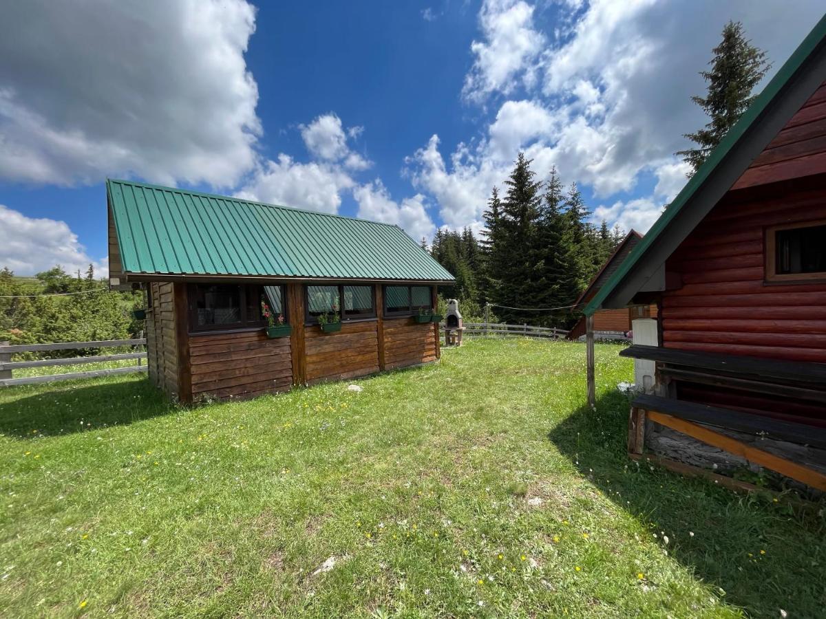 Bungalows Krstajic Žabljak Esterno foto